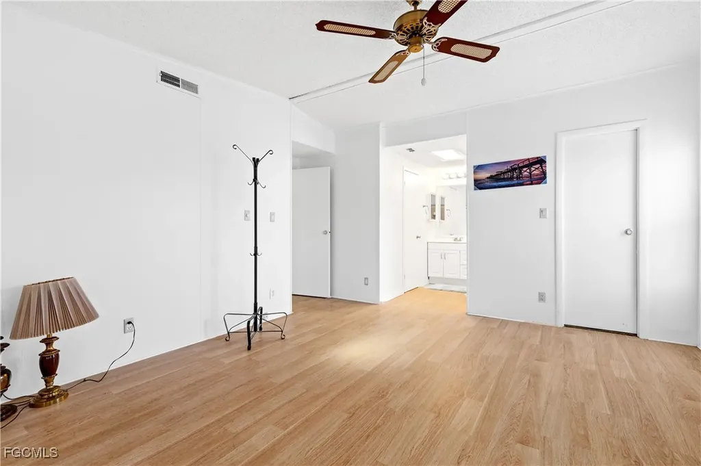 9231 Caloosa Drive North Fort Myers FL 33903