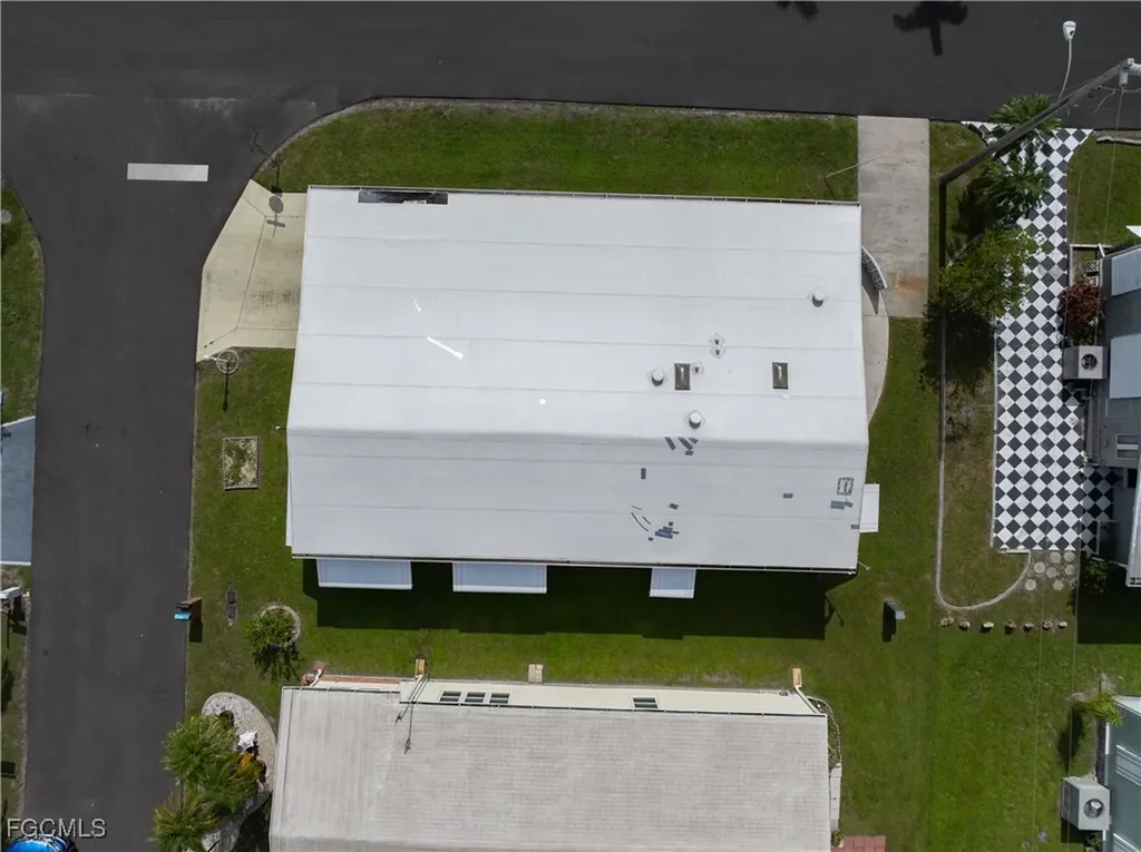 9231 Caloosa Drive North Fort Myers FL 33903