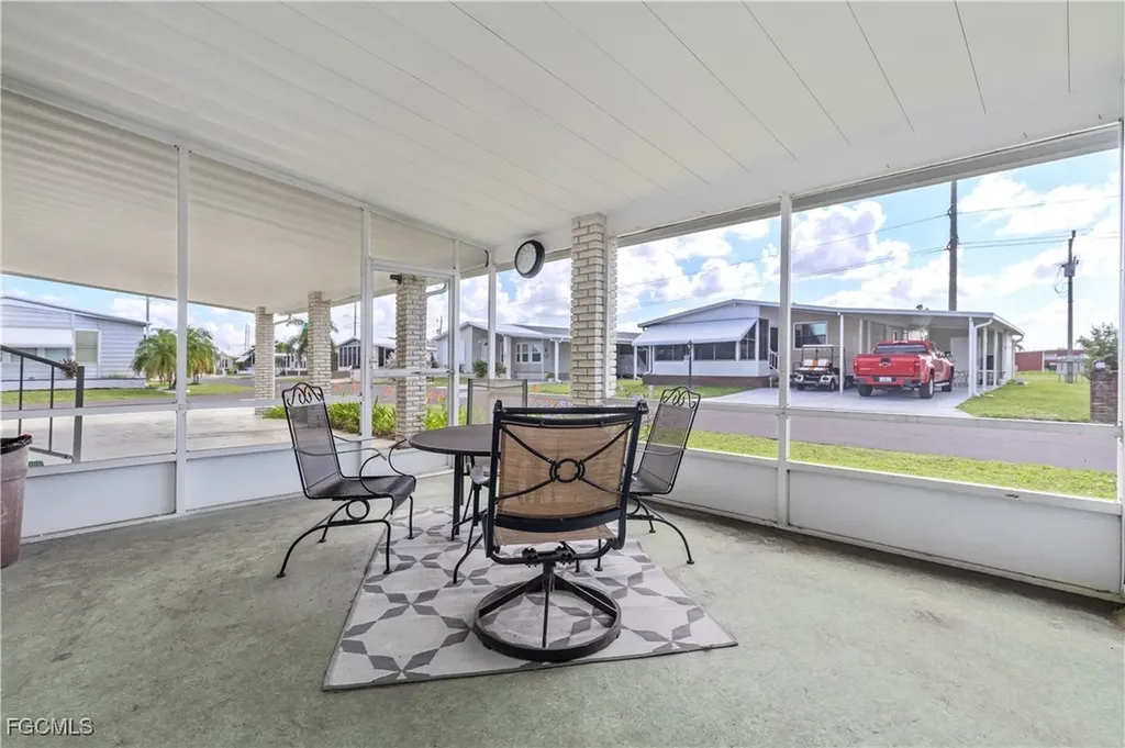 9231 Caloosa Drive North Fort Myers FL 33903