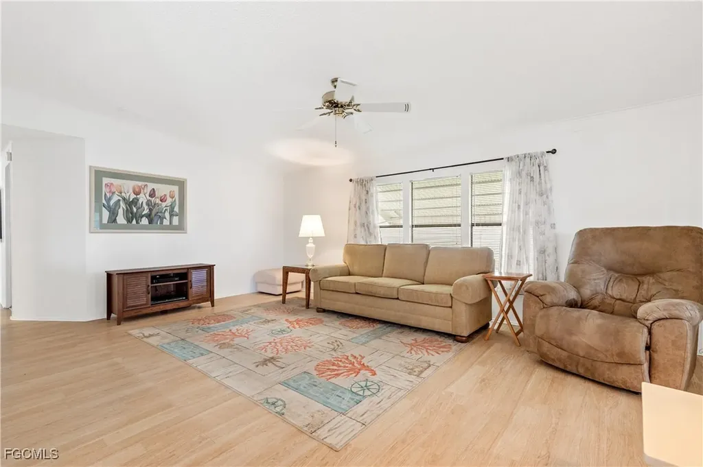 9231 Caloosa Drive North Fort Myers FL 33903