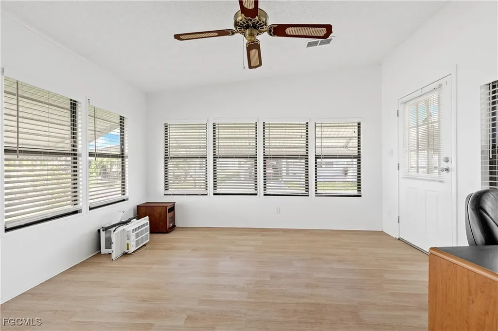 9231 Caloosa Drive North Fort Myers FL 33903