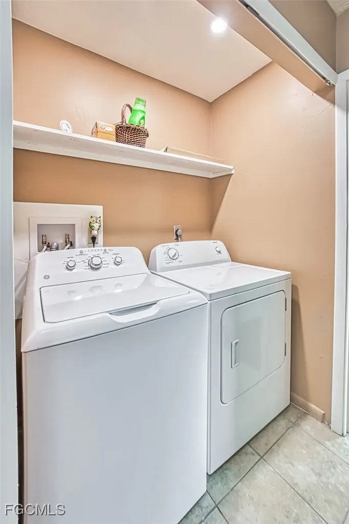 16001 Dublin Circle Fort Myers FL 33908