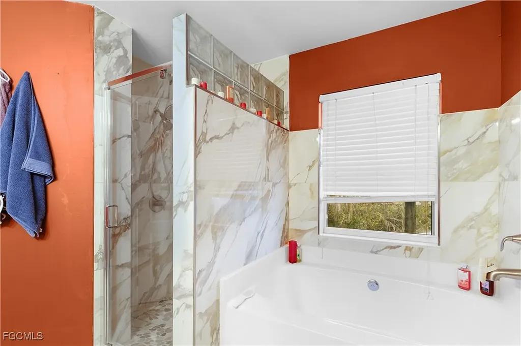 3744 NE 13th Place Cape Coral FL 33909