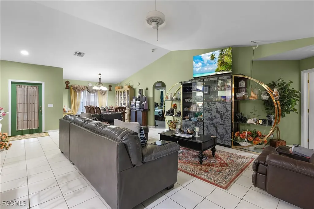 3744 NE 13th Place Cape Coral FL 33909