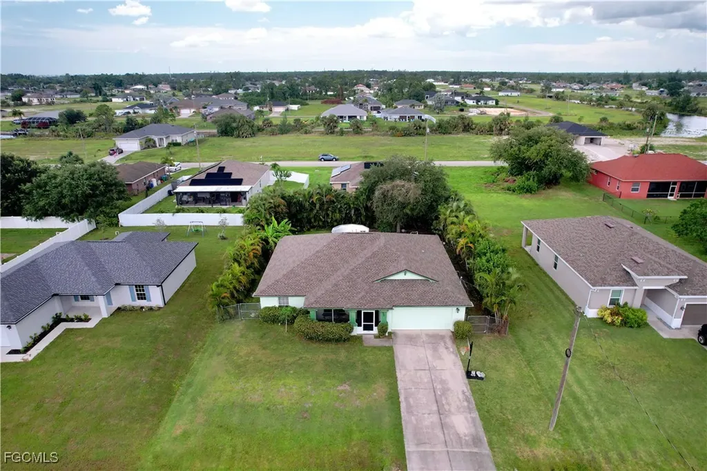 3744 NE 13th Place Cape Coral FL 33909
