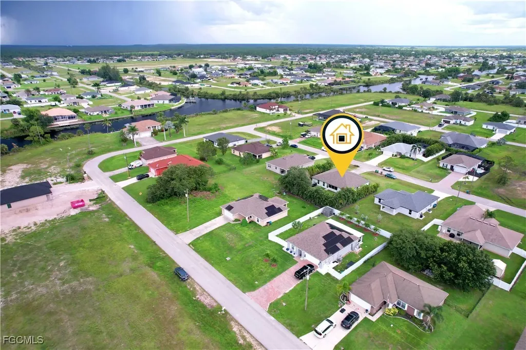 3744 NE 13th Place Cape Coral FL 33909