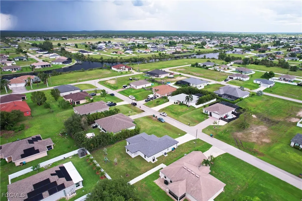 3744 NE 13th Place Cape Coral FL 33909