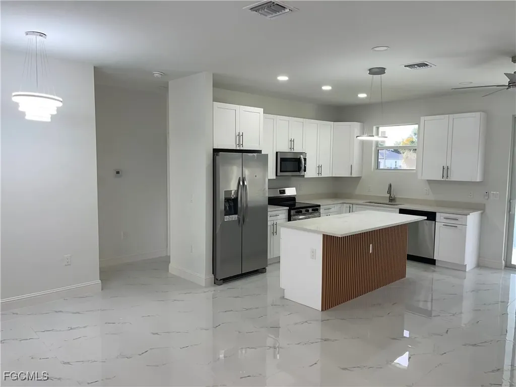 3308 2nd Street SW Lehigh Acres FL 33976