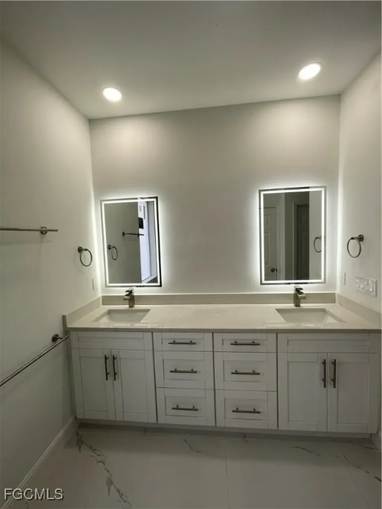 3308 2nd Street SW Lehigh Acres FL 33976