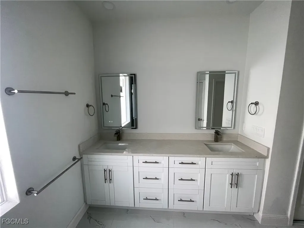 3308 2nd Street SW Lehigh Acres FL 33976