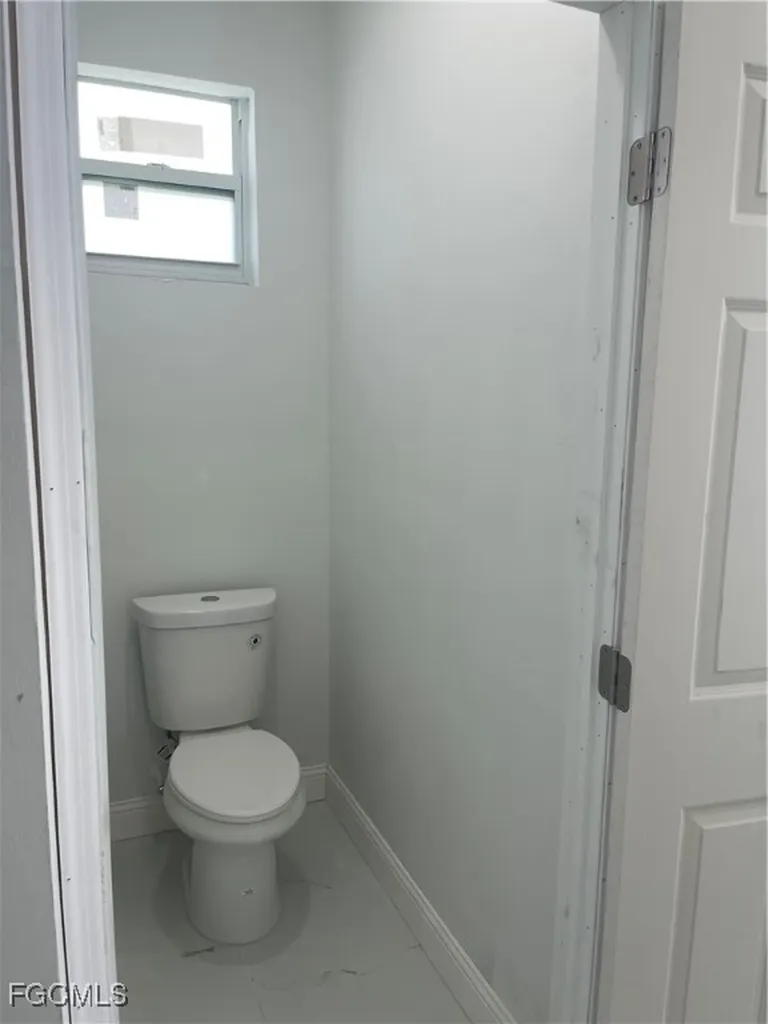 3308 2nd Street SW Lehigh Acres FL 33976