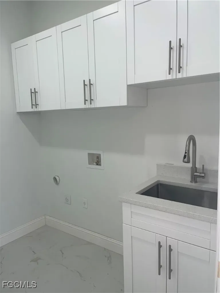 3308 2nd Street SW Lehigh Acres FL 33976