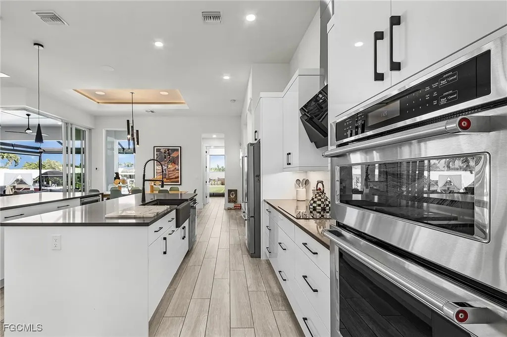 5338 Colonade Court Cape Coral FL 33904