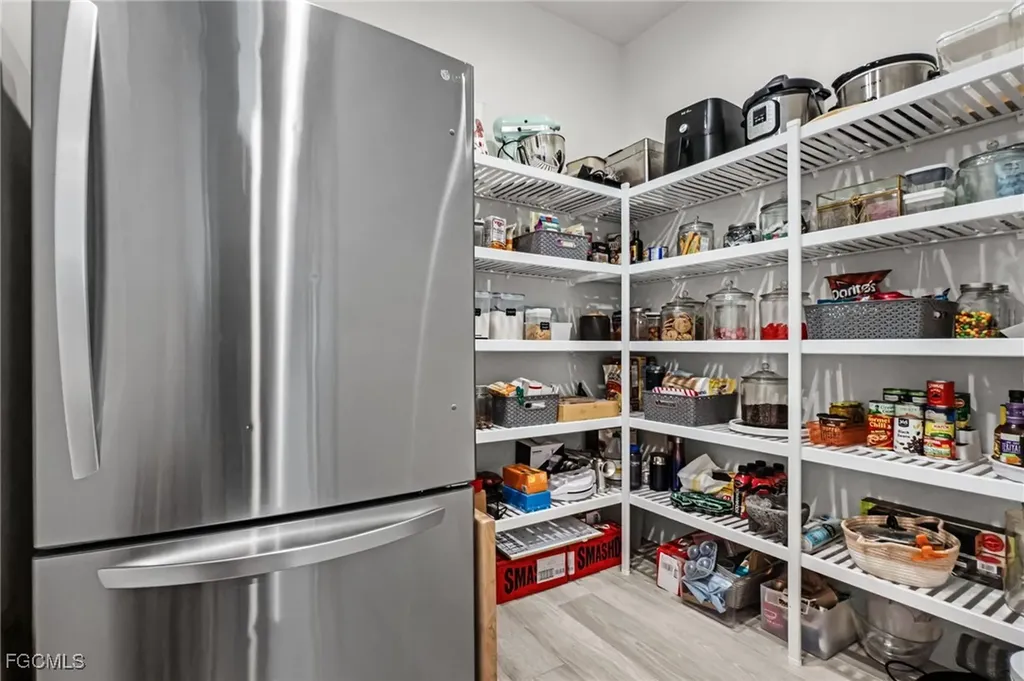 5338 Colonade Court Cape Coral FL 33904