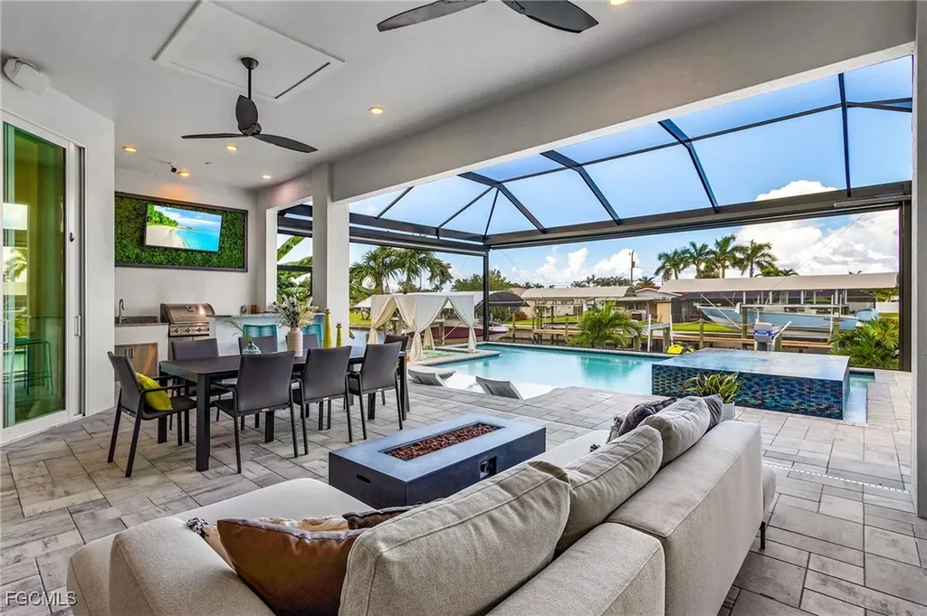 5338 Colonade Court Cape Coral FL 33904