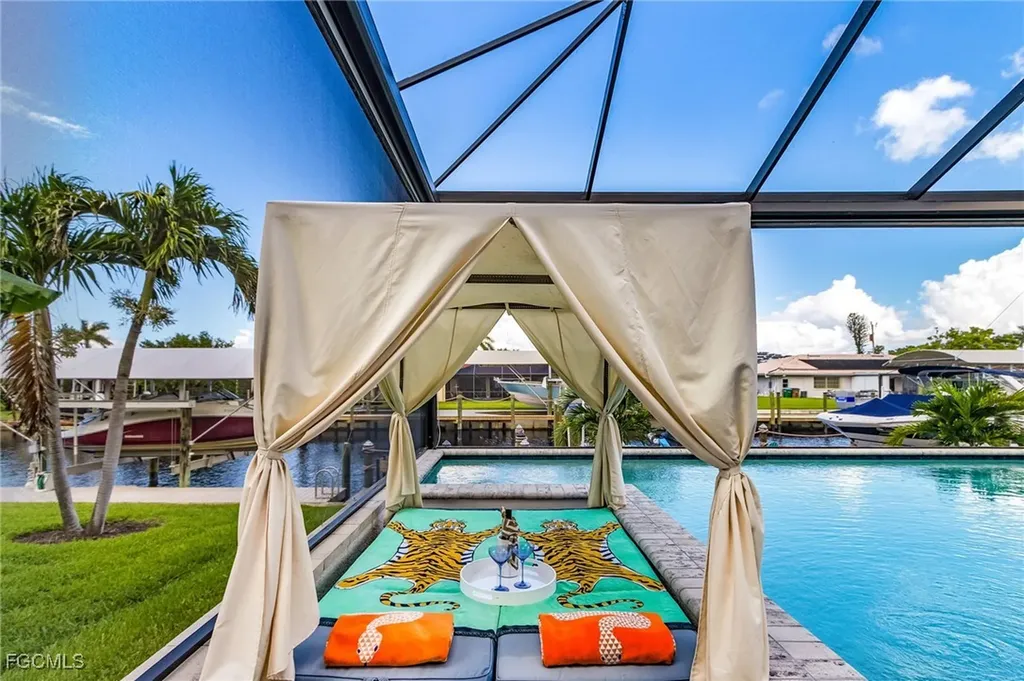 5338 Colonade Court Cape Coral FL 33904