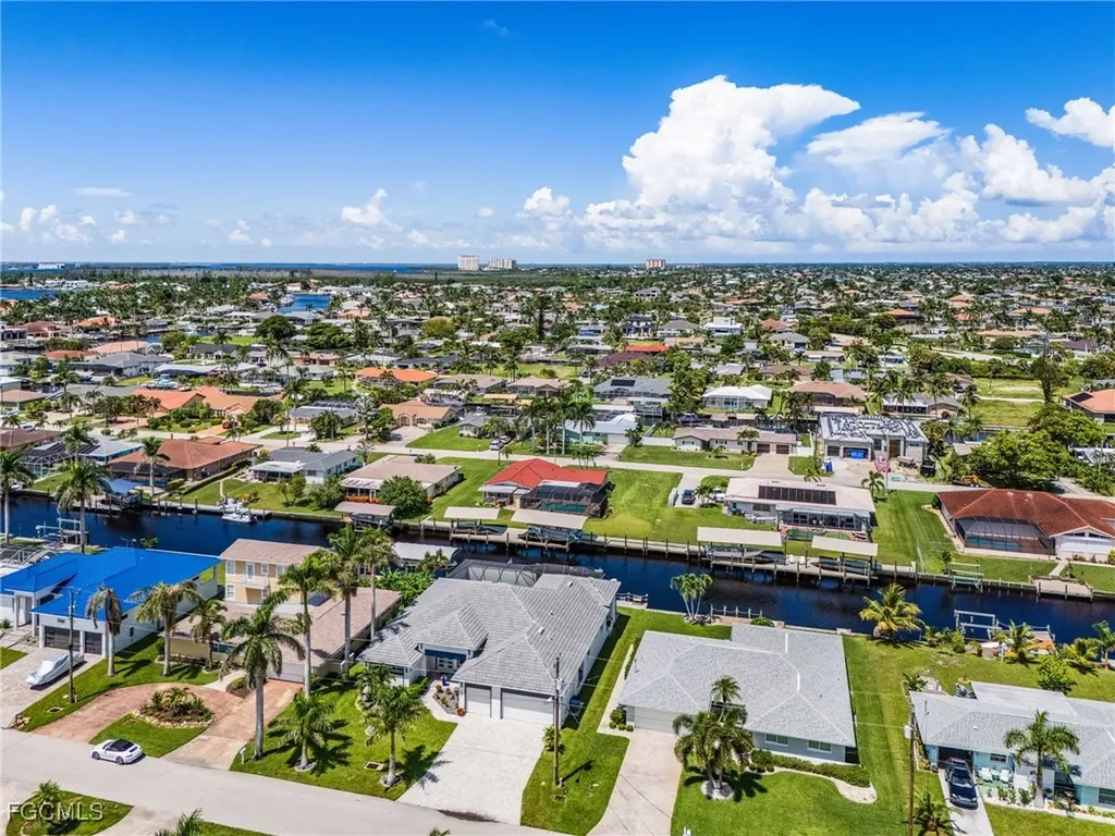 5338 Colonade Court Cape Coral FL 33904