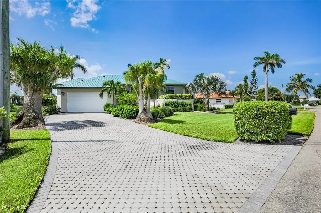 1286 Par View Drive Sanibel FL 33957