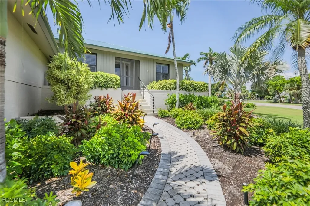 1286 Par View Drive Sanibel FL 33957