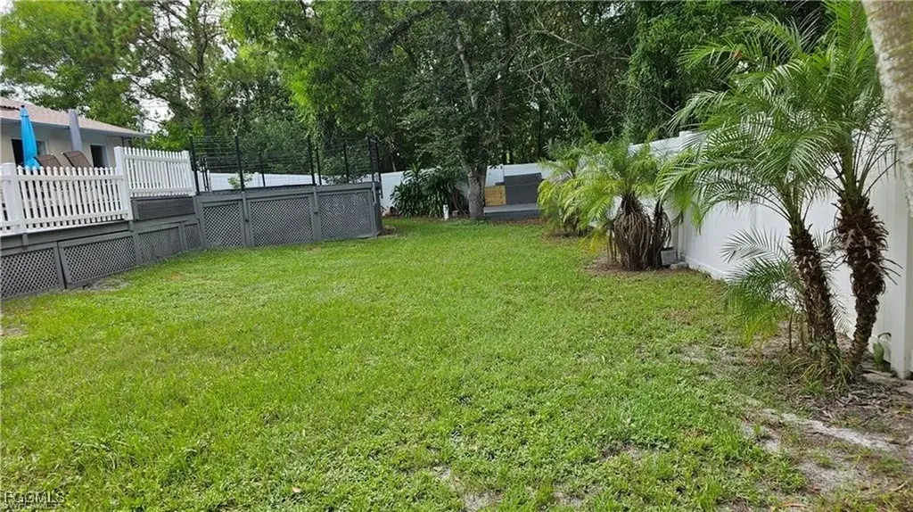 711 Epps Brown Street E Lehigh Acres FL 33974