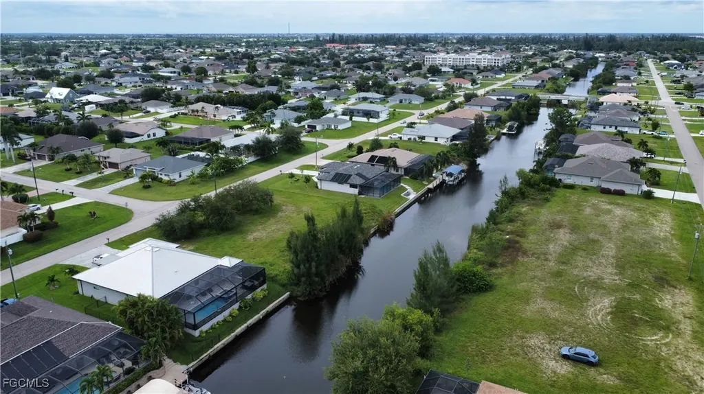 1720 SW 17th Avenue Cape Coral FL 33991