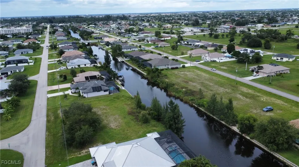 1720 SW 17th Avenue Cape Coral FL 33991