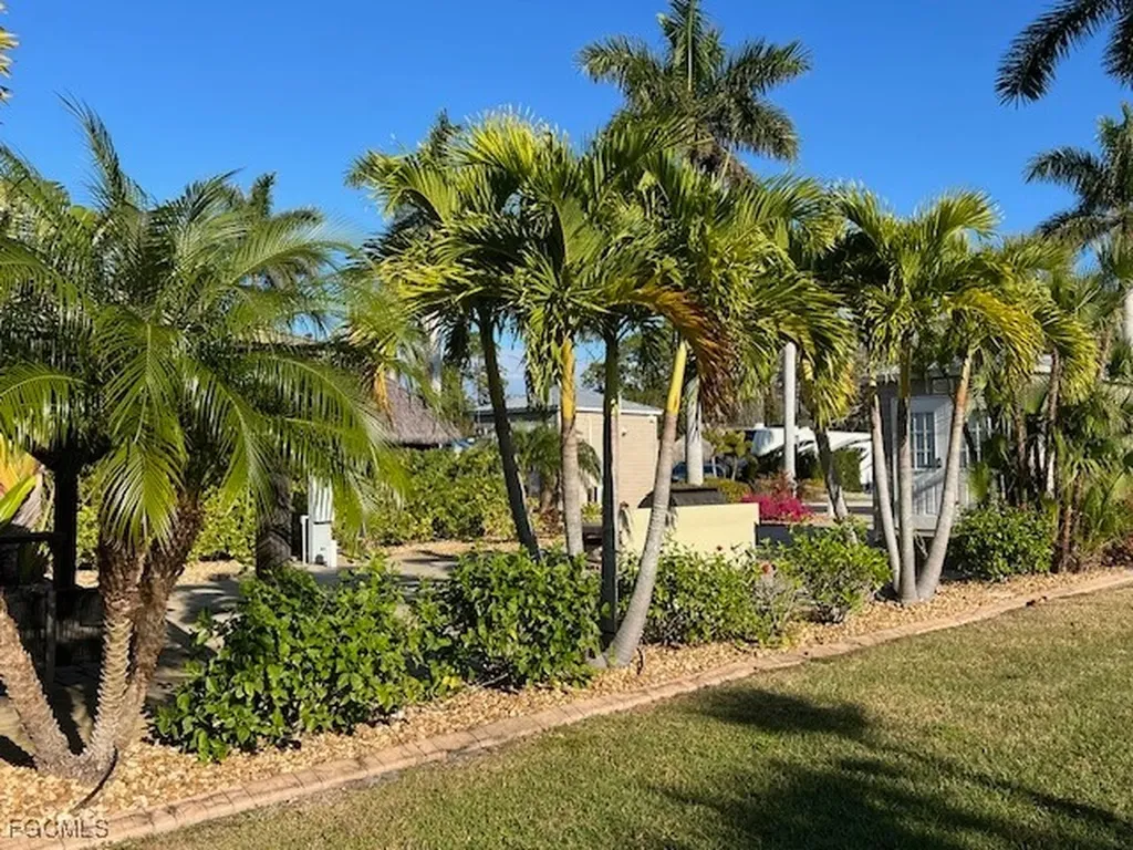 10232 Meadow Beauty Trail Fort Myers FL 33905