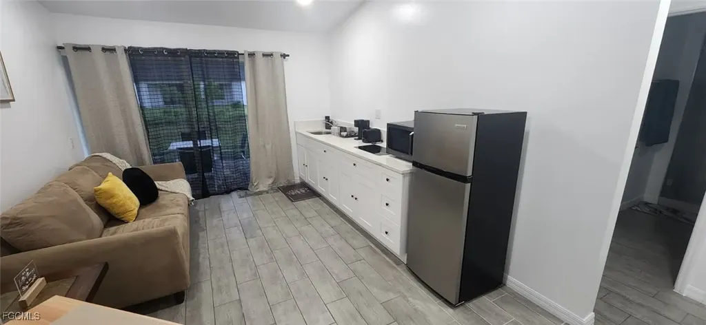 318 NW 14th Street Cape Coral FL 33993