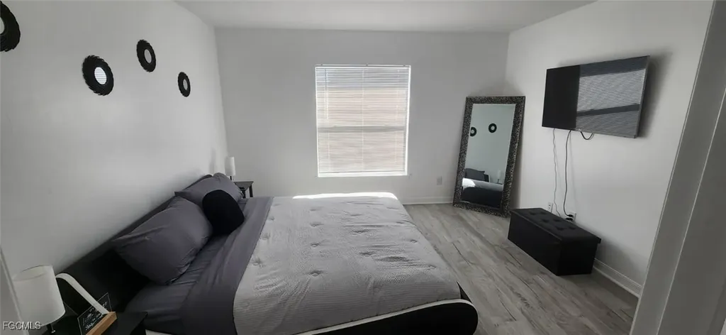 318 NW 14th Street Cape Coral FL 33993