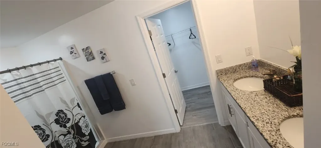 318 NW 14th Street Cape Coral FL 33993