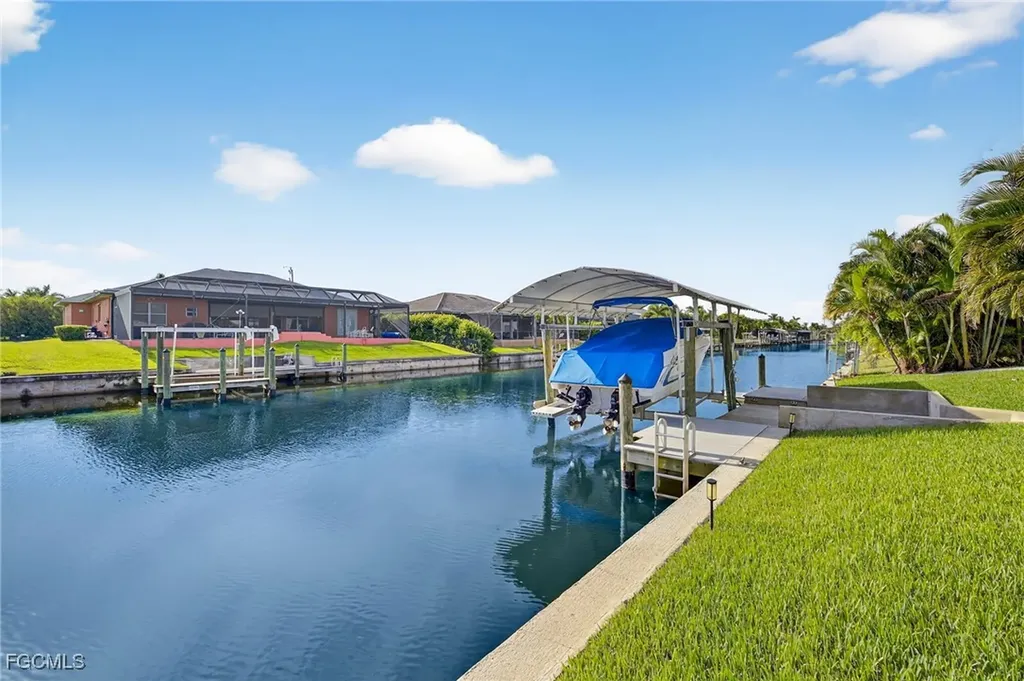 4235 SW 20th Avenue Cape Coral FL 33914