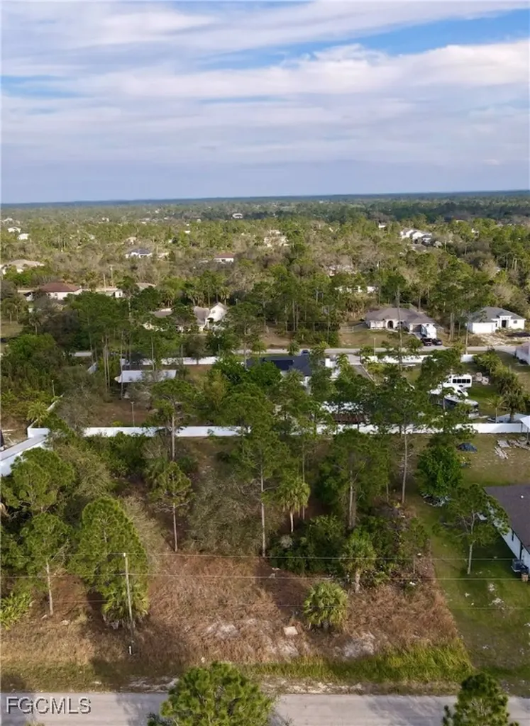 810 Clayton Avenue Lehigh Acres FL 33972