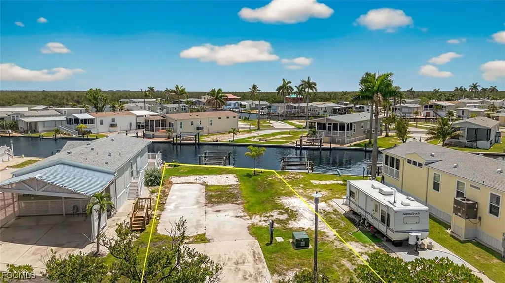 8 Galleon Way Fort Myers Beach FL 33931