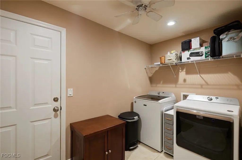 3321 SW 26th Place Cape Coral FL 33914