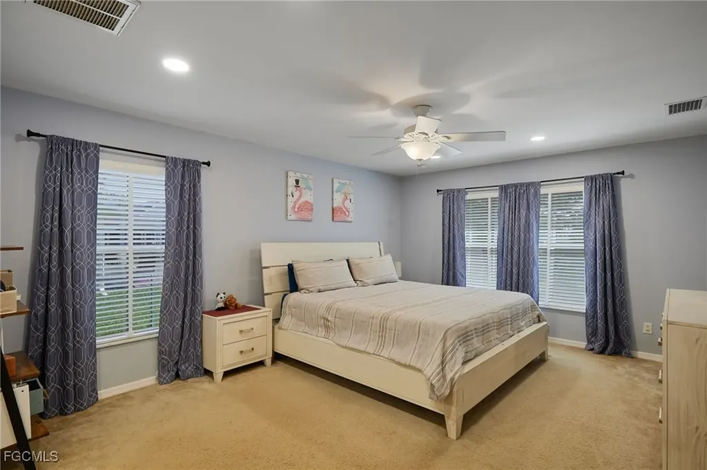 3321 SW 26th Place Cape Coral FL 33914