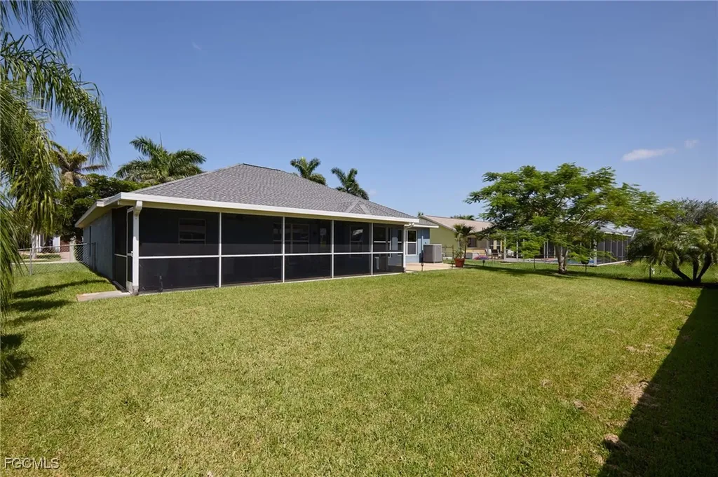 3321 SW 26th Place Cape Coral FL 33914