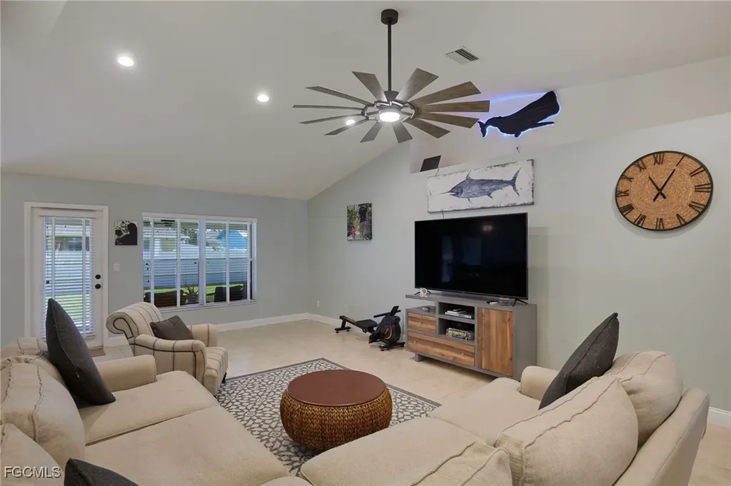 3321 SW 26th Place Cape Coral FL 33914