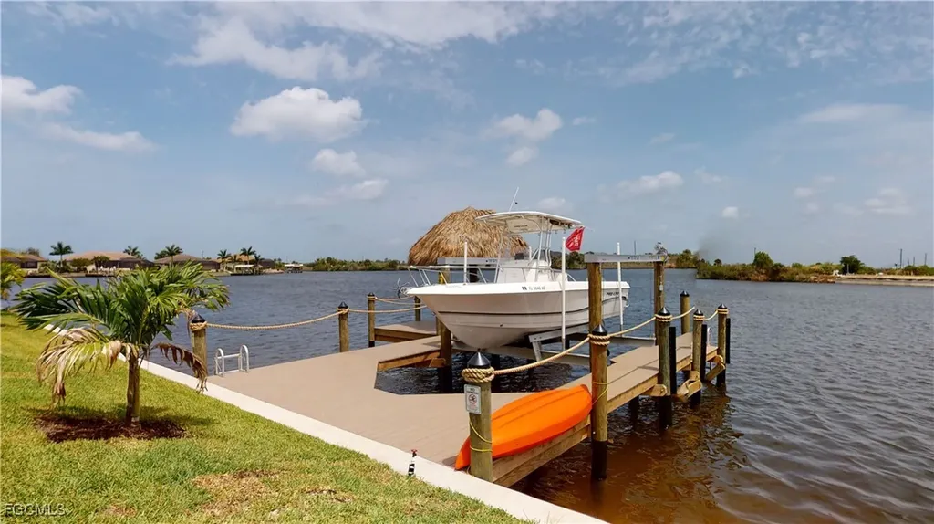 4239 NW 35th Street Cape Coral FL 33993