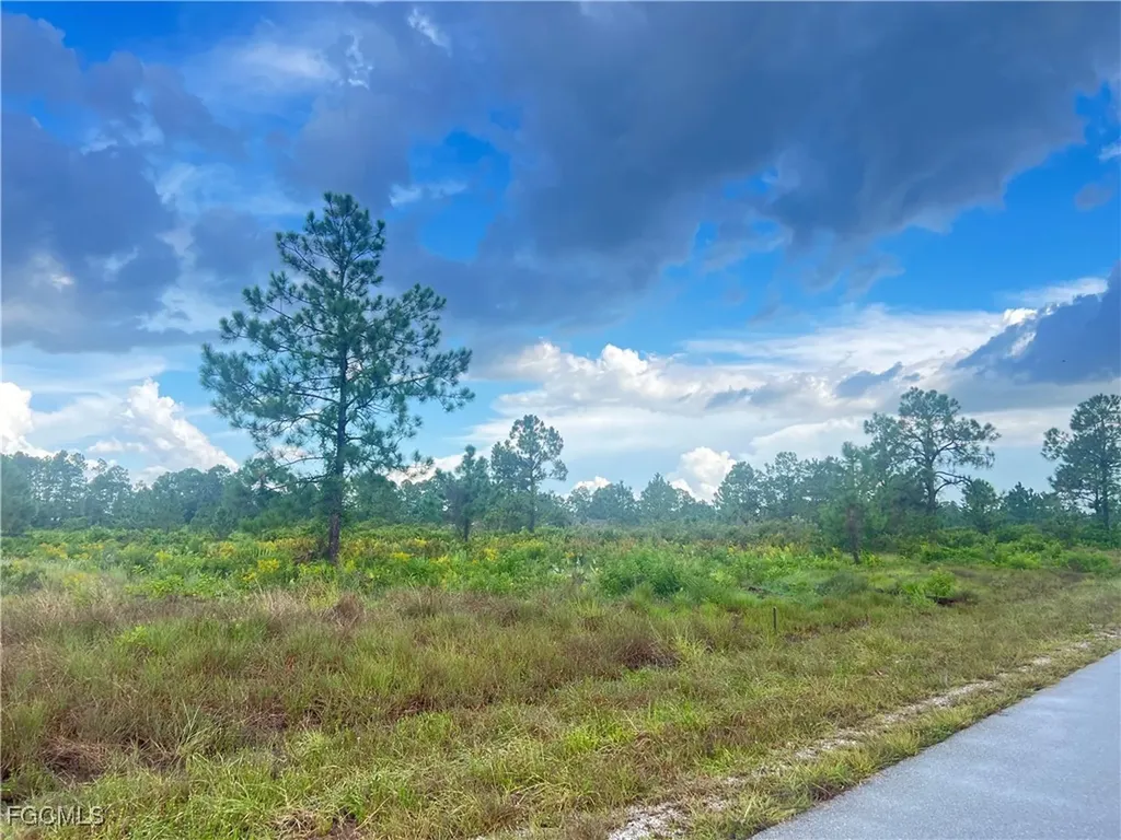 516 Abbott Avenue Lehigh Acres FL 33972