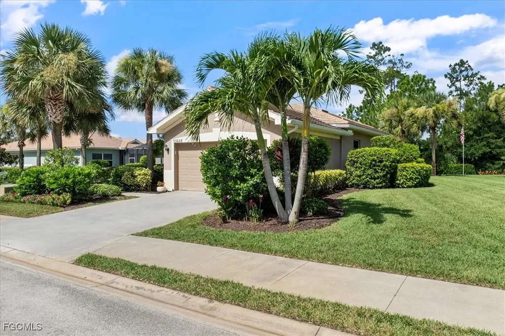 10648 Camarelle Circle Fort Myers FL 33913