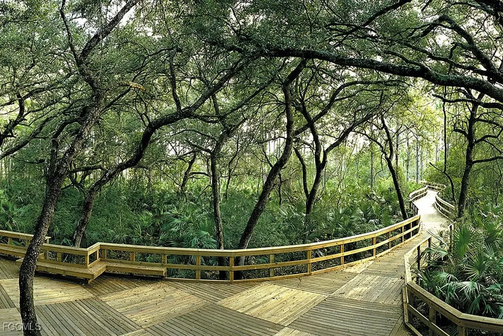 10648 Camarelle Circle Fort Myers FL 33913