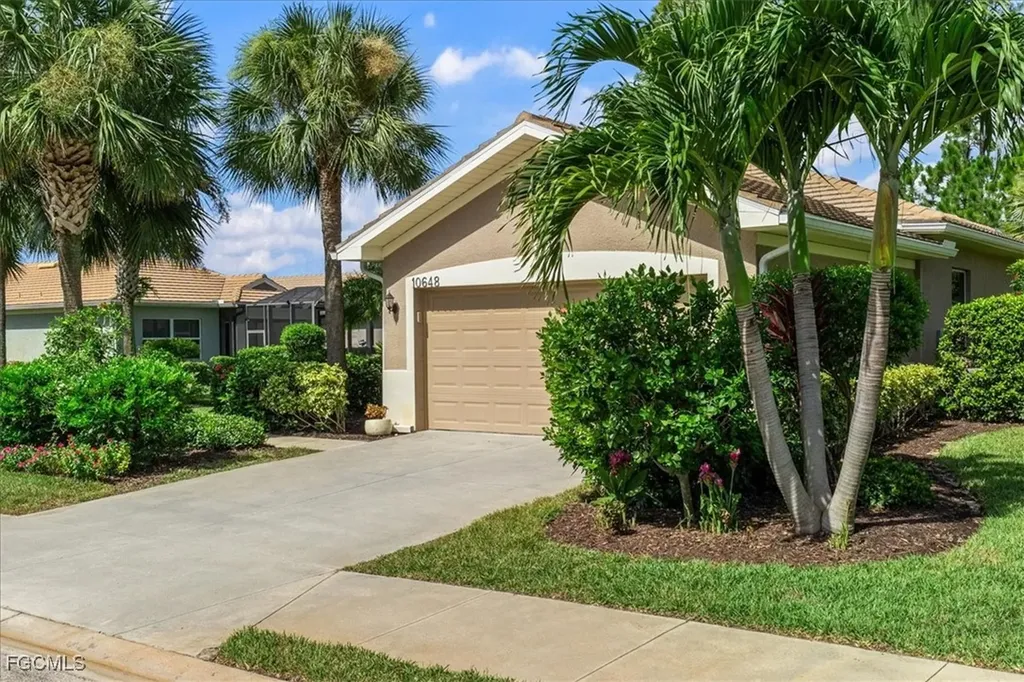 10648 Camarelle Circle Fort Myers FL 33913