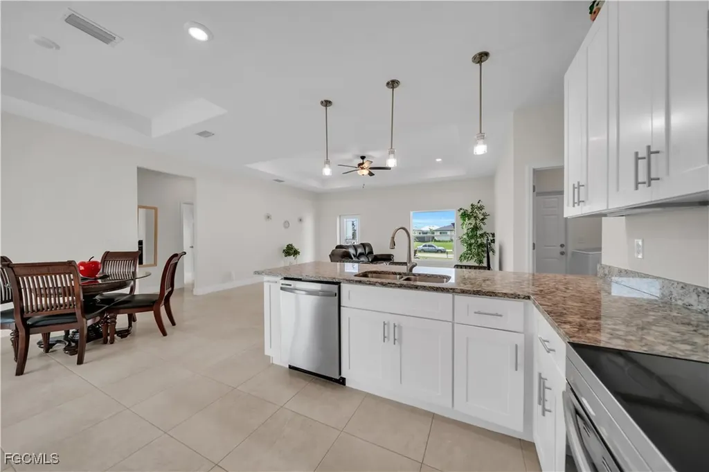 2520 Diplomat Parkway W Cape Coral FL 33993