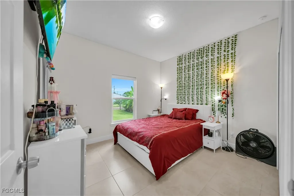 2520 Diplomat Parkway W Cape Coral FL 33993