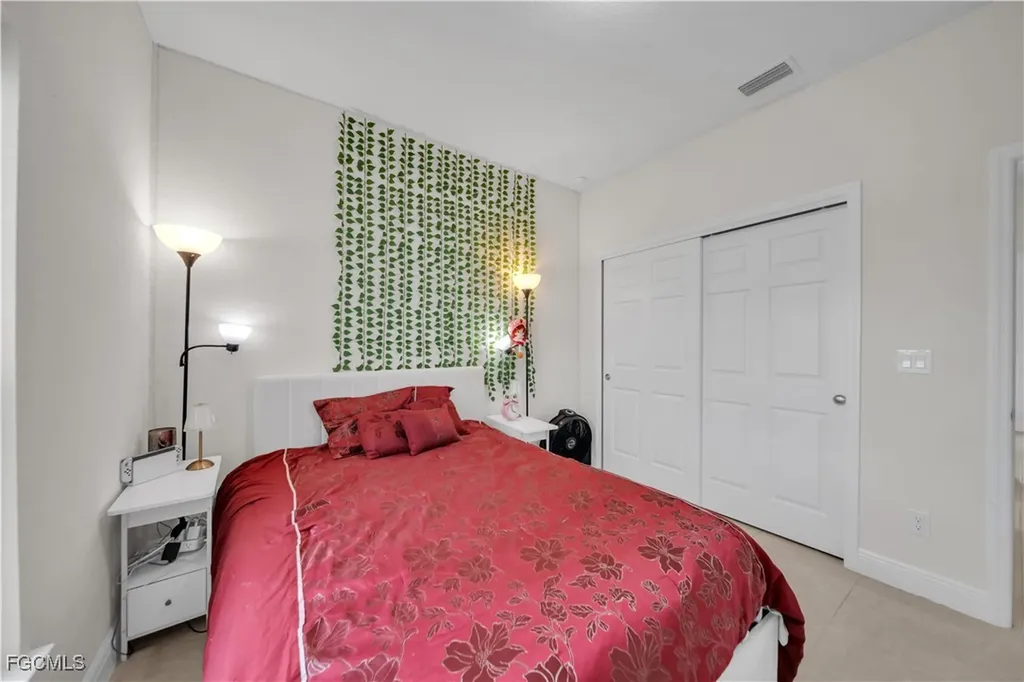 2520 Diplomat Parkway W Cape Coral FL 33993