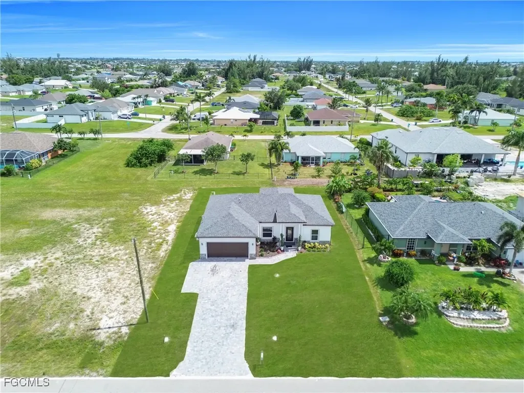 2520 Diplomat Parkway W Cape Coral FL 33993