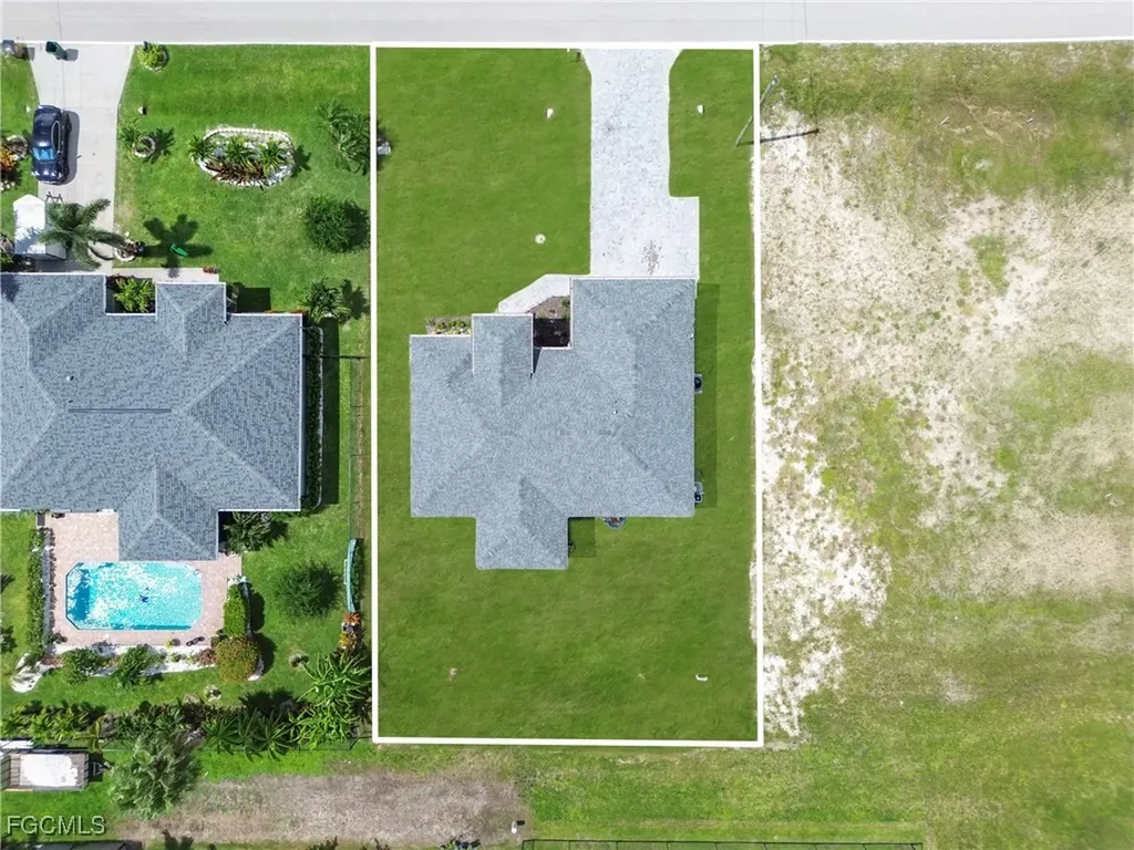 2520 Diplomat Parkway W Cape Coral FL 33993