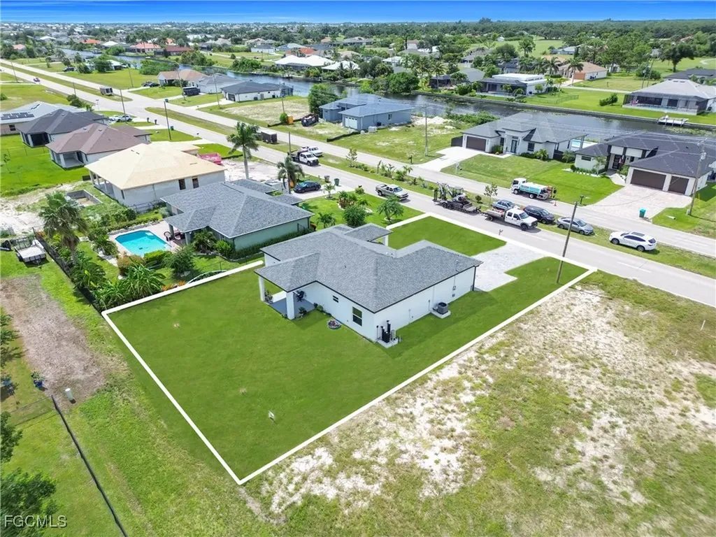 2520 Diplomat Parkway W Cape Coral FL 33993