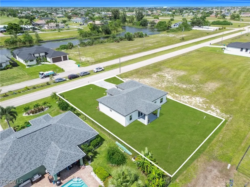 2520 Diplomat Parkway W Cape Coral FL 33993