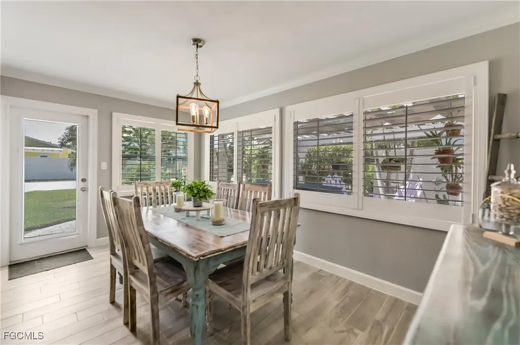 1657 Atlanta Plaza Drive Sanibel FL 33957